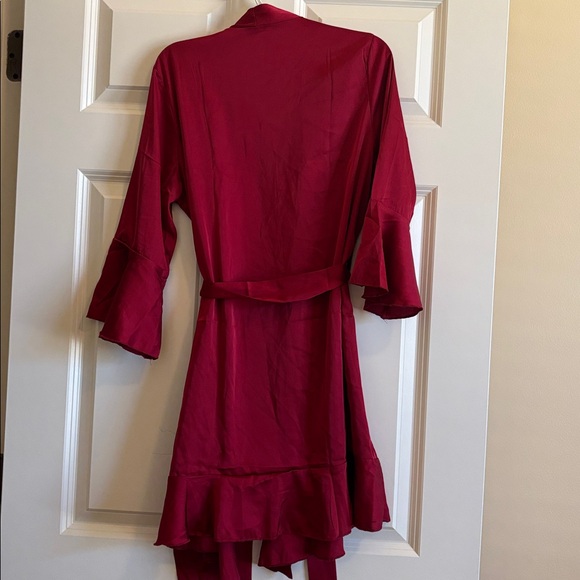 Red Silky Robe - Picture 3 of 3